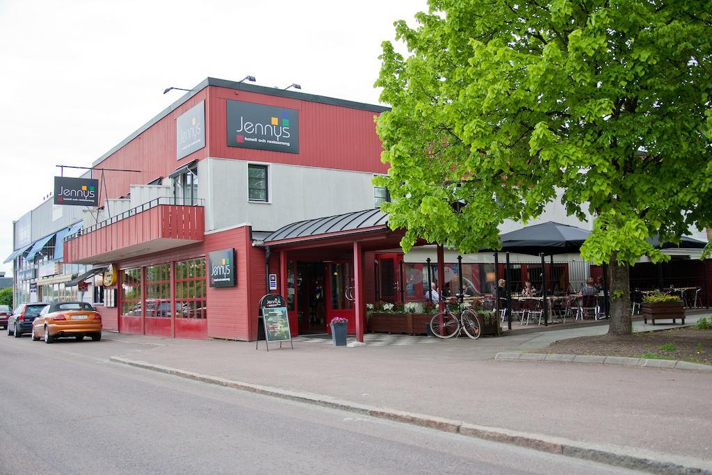 Jennys Hotell Och Restaurang Arvika Extérieur photo