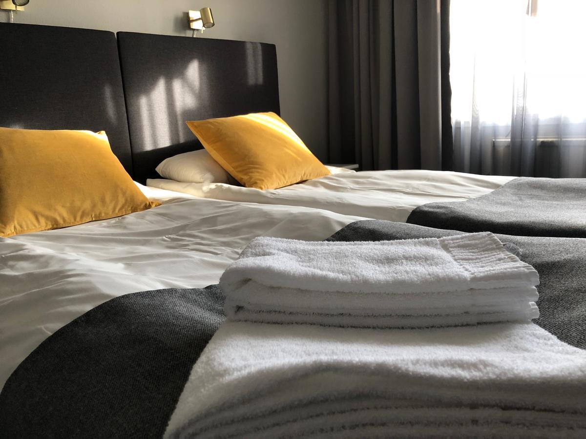 Jennys Hotell Och Restaurang Arvika Extérieur photo